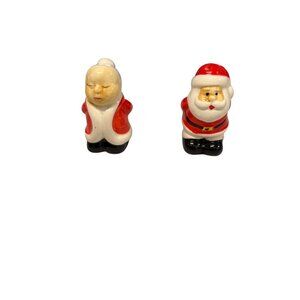 Santa & Mrs. Claus Vintage Ceramic Salt & Pepper Shakers Set